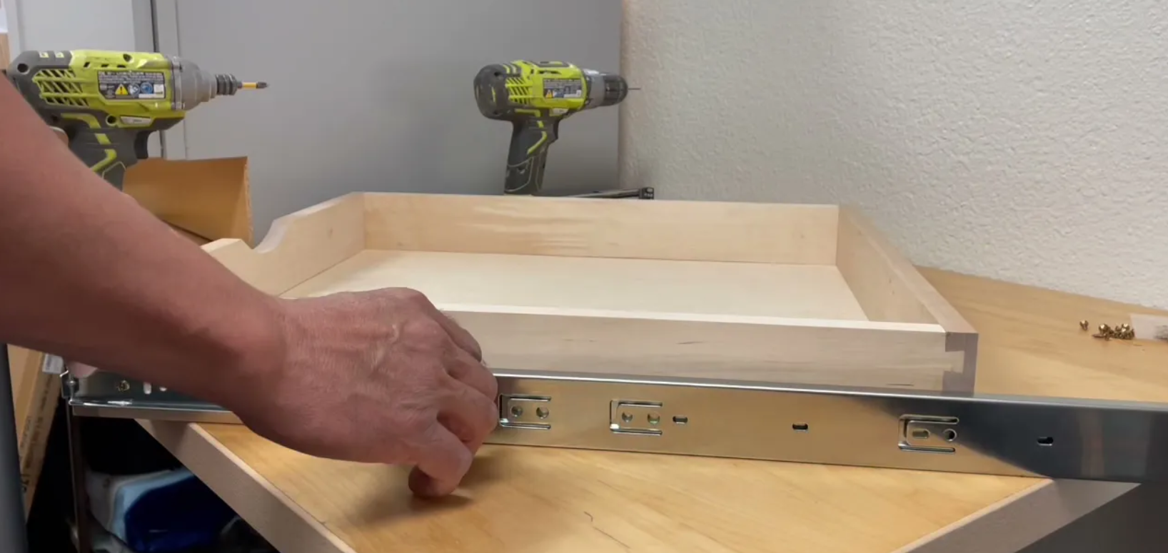 Load video: Pull out kitchen drawers
